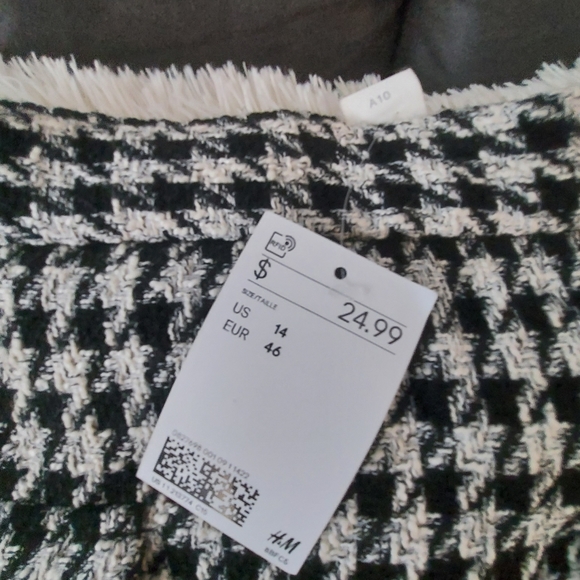 H&M houndstooth mini skirt size 14 - Picture 4 of 6